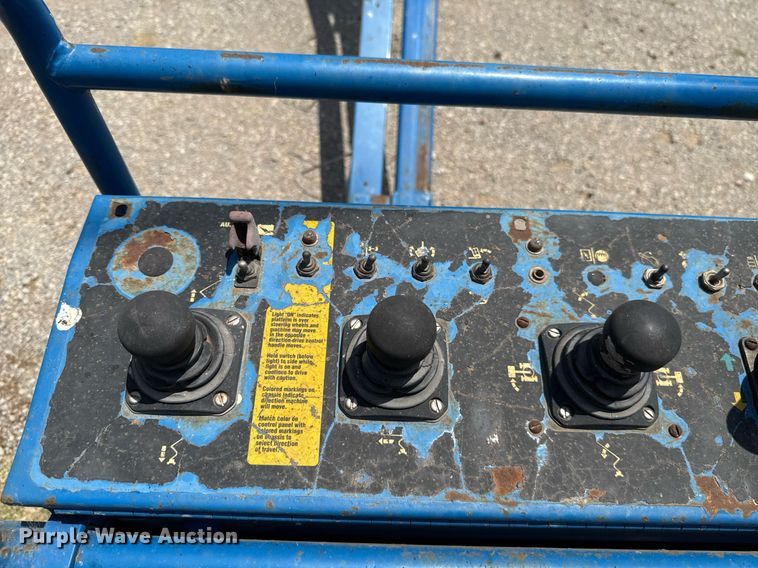 image for item DW5127 1993 Genie Z-45/22 boom lift