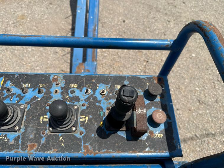 image for item DW5127 1993 Genie Z-45/22 boom lift