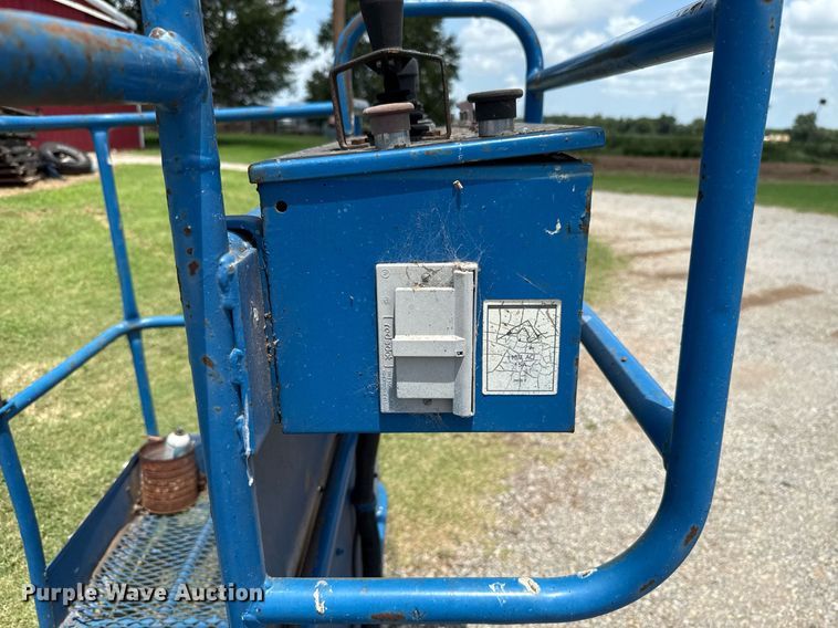 image for item DW5127 1993 Genie Z-45/22 boom lift