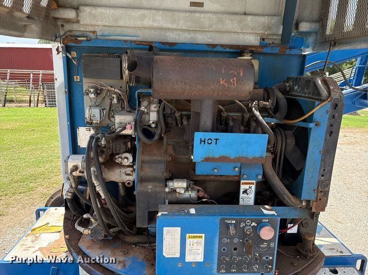 image for item DW5127 1993 Genie Z-45/22 boom lift