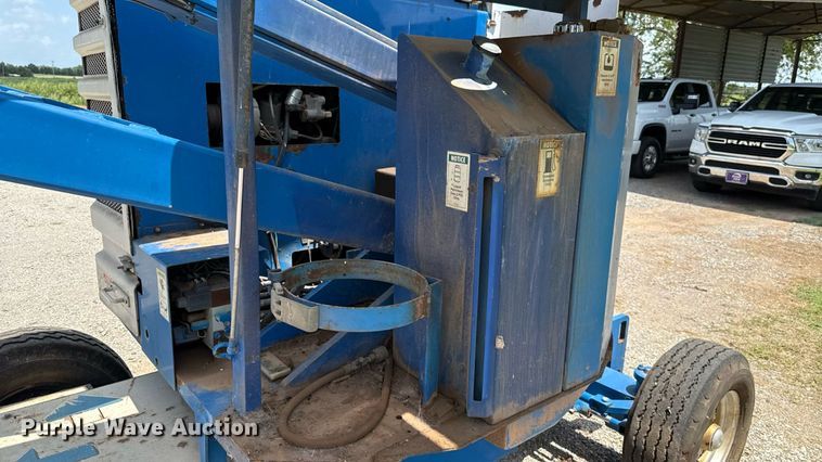 image for item DW5127 1993 Genie Z-45/22 boom lift