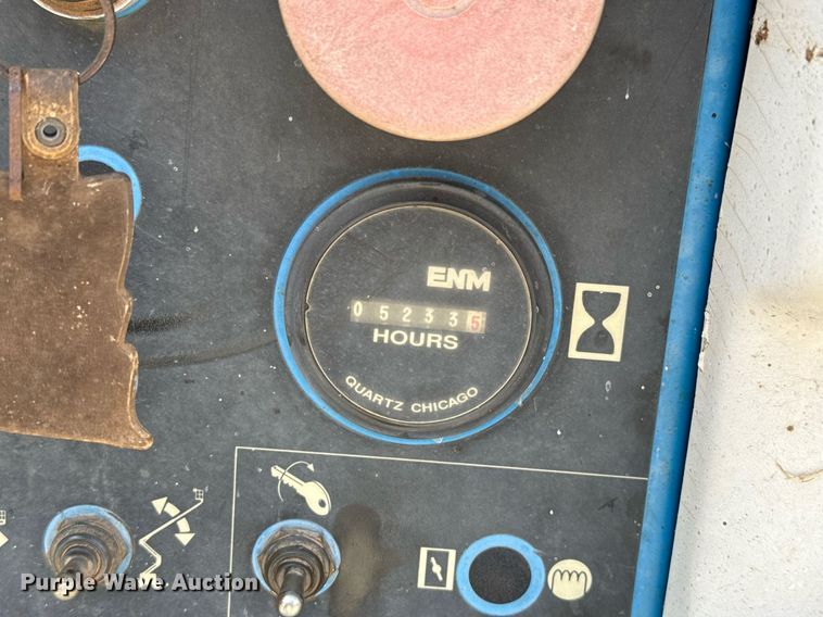 image for item DW5127 1993 Genie Z-45/22 boom lift