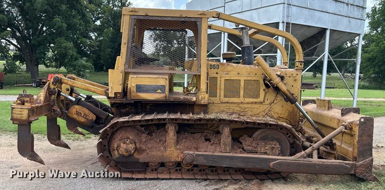 TOPADOR FRONTAL 1980 CATERPILLAR D6D