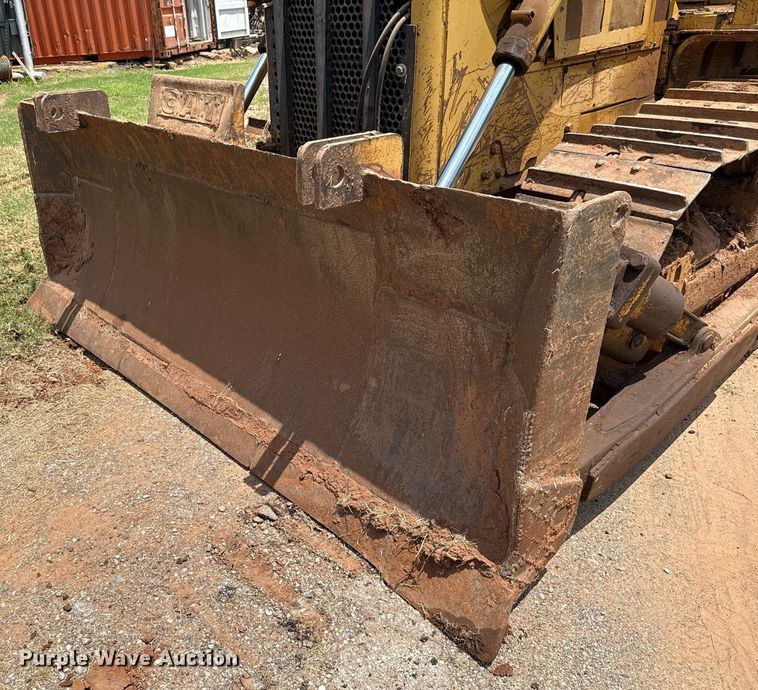 image for item DW5129 1980 Caterpillar D6D dozer
