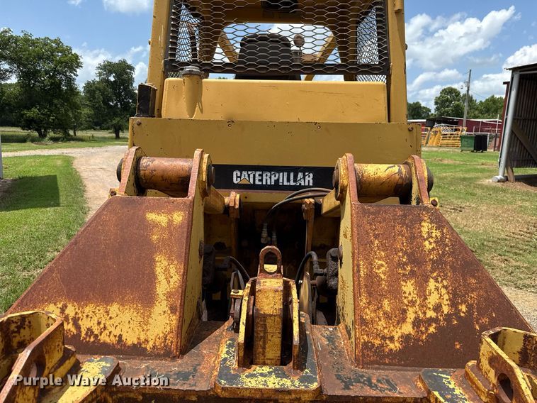 image for item DW5129 1980 Caterpillar D6D dozer