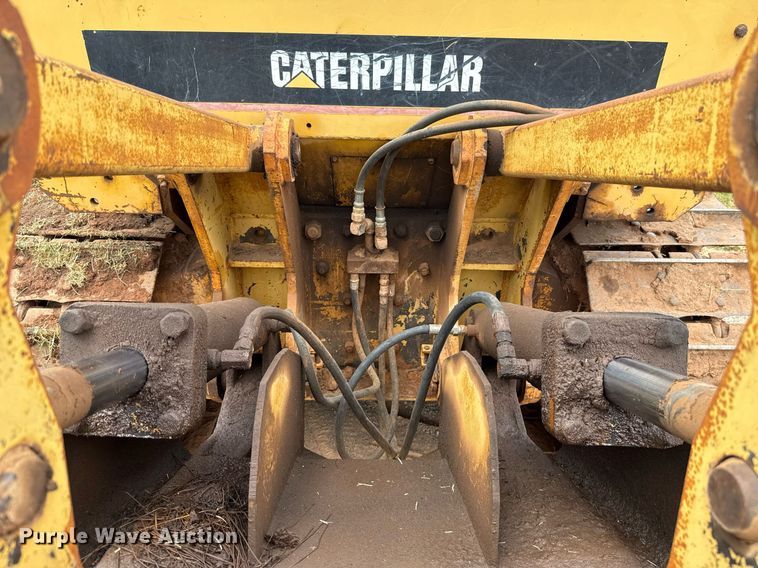 image for item DW5129 1980 Caterpillar D6D dozer