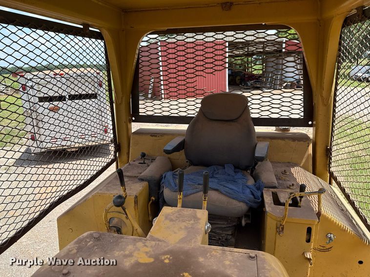 image for item DW5129 1980 Caterpillar D6D dozer