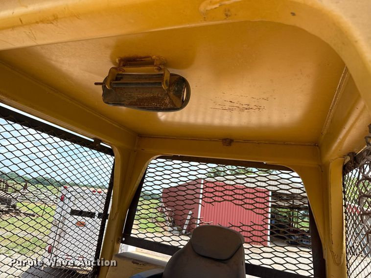 image for item DW5129 1980 Caterpillar D6D dozer