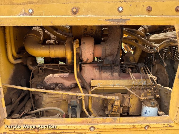 image for item DW5129 1980 Caterpillar D6D dozer