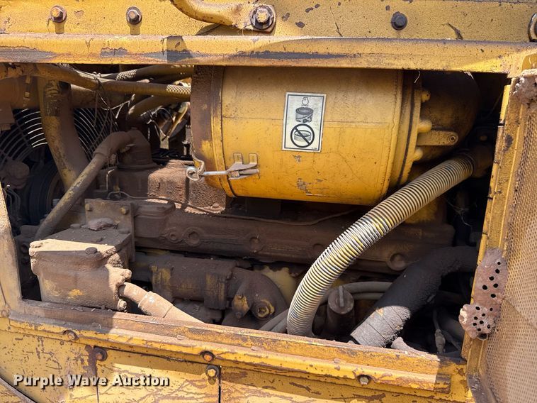 image for item DW5129 1980 Caterpillar D6D dozer