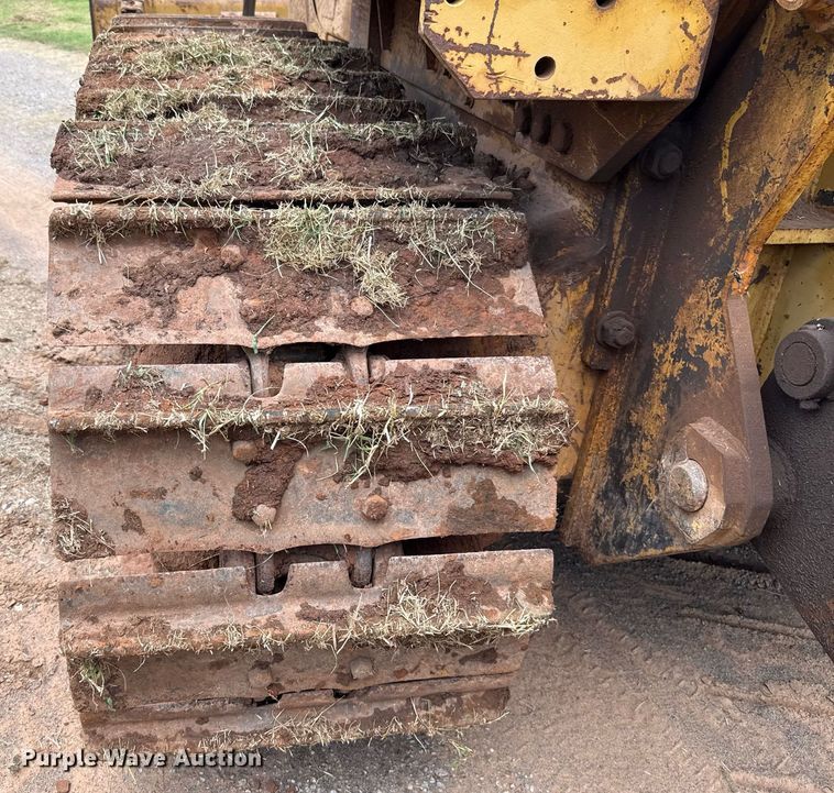 image for item DW5129 1980 Caterpillar D6D dozer