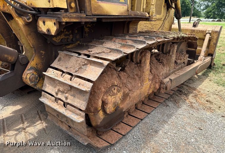 image for item DW5129 1980 Caterpillar D6D dozer