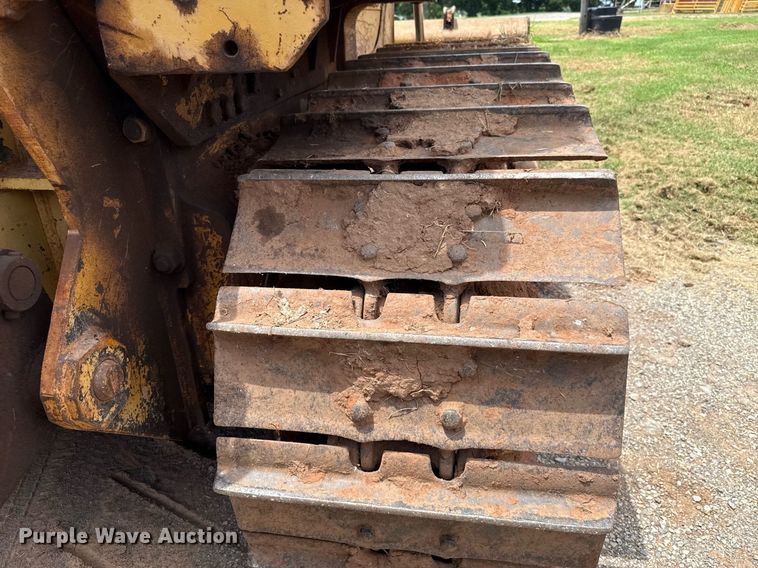 image for item DW5129 1980 Caterpillar D6D dozer