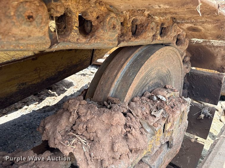 image for item DW5129 1980 Caterpillar D6D dozer