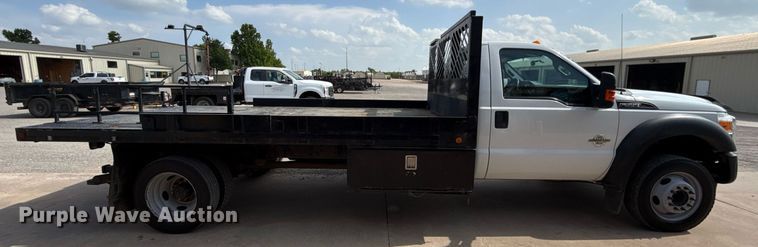 image for item DW5131 2013 Ford F550 flatbed truck