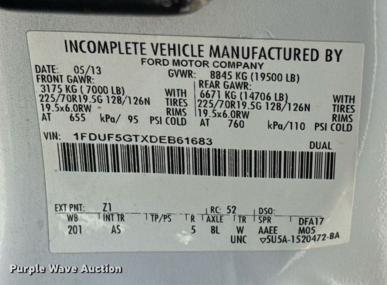 image for item DW5131 2013 Ford F550 flatbed truck