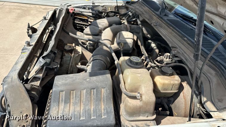 image for item DW5132 2008 Ford F250 Super Duty utility bed pickup truck