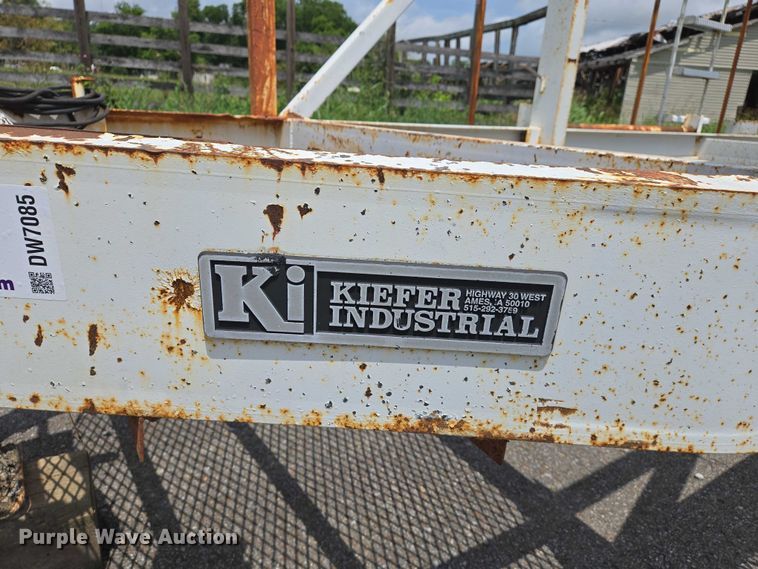 image for item DW7085 2001 Kiefer Industrial  reel trailer