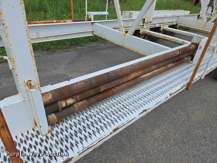 image for item DW7085 2001 Kiefer Industrial  reel trailer