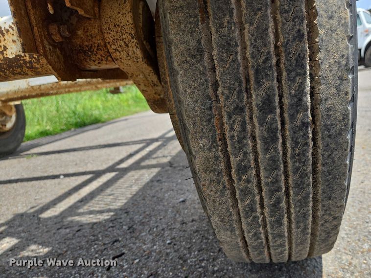 image for item DW7085 2001 Kiefer Industrial  reel trailer