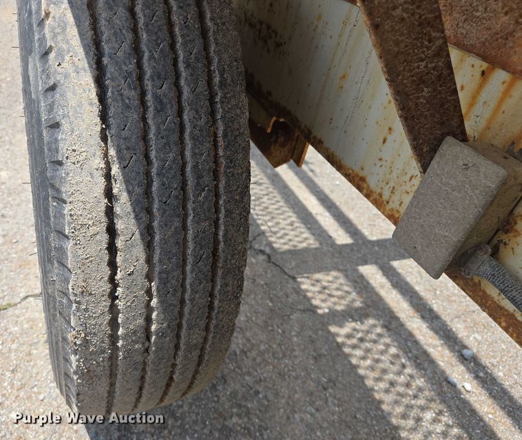 image for item DW7085 2001 Kiefer Industrial  reel trailer