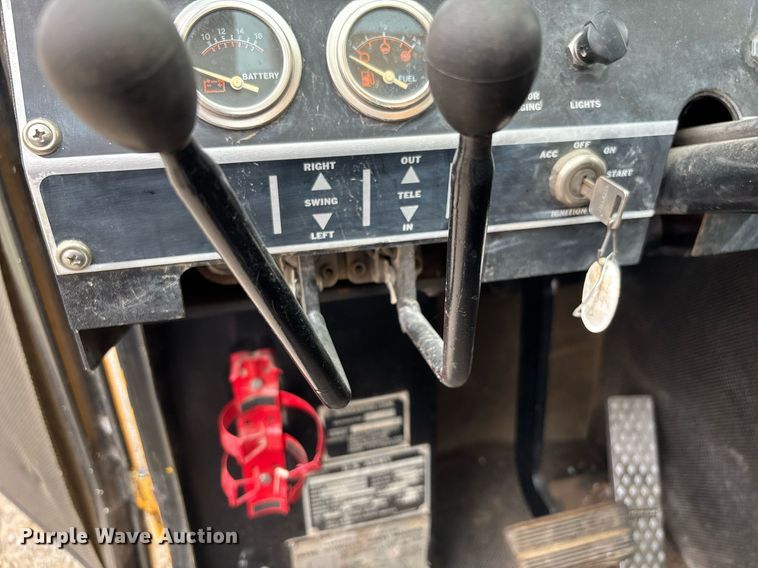 image for item DW7179 1998 Grove AP308 crane