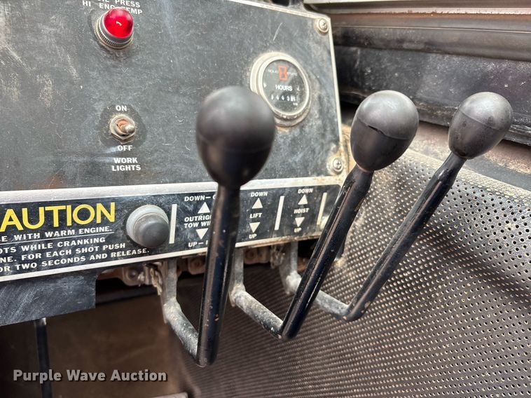 image for item DW7179 1998 Grove AP308 crane