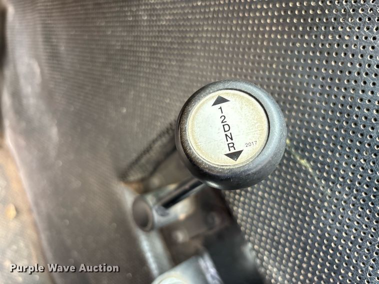 image for item DW7179 1998 Grove AP308 crane