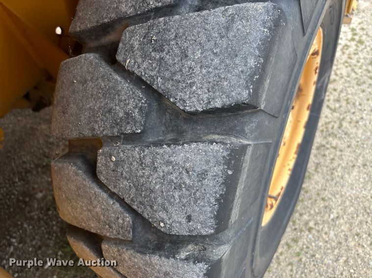 image for item DW7179 1998 Grove AP308 crane