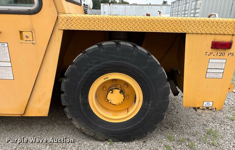 image for item DW7179 1998 Grove AP308 crane