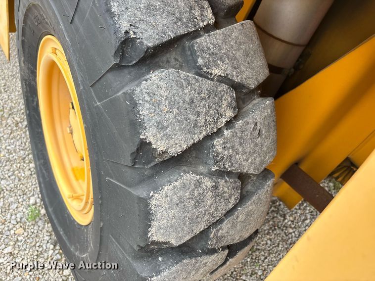 image for item DW7179 1998 Grove AP308 crane