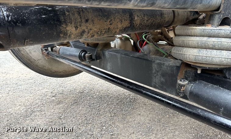 image for item DW7180 2020 Mack Granite semi truck