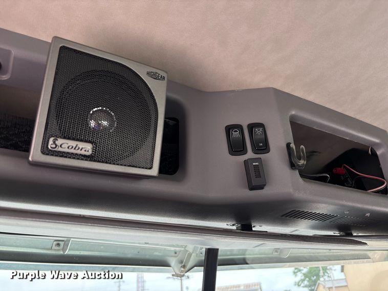 image for item DW7180 2020 Mack Granite semi truck