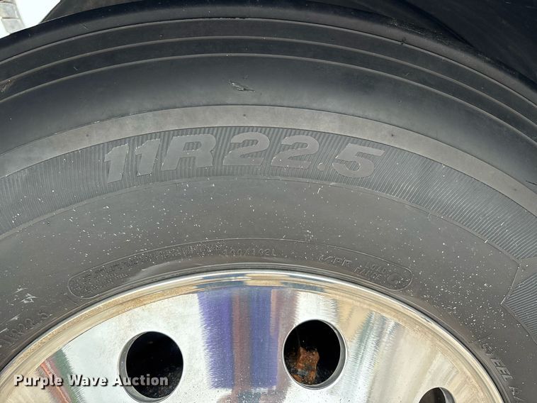 image for item DW7180 2020 Mack Granite semi truck