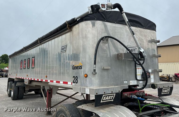 image for item DW7181 2015 East Genesis end dump trailer