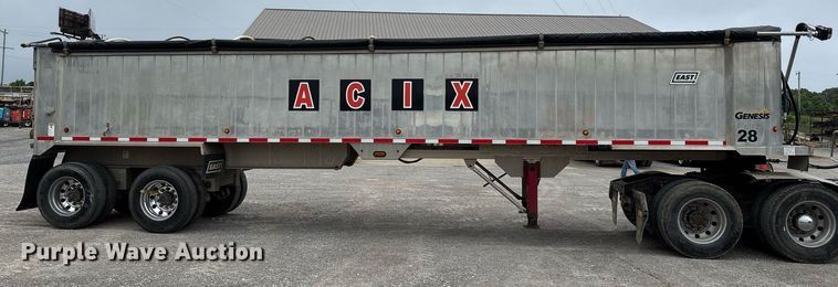 image for item DW7181 2015 East Genesis end dump trailer