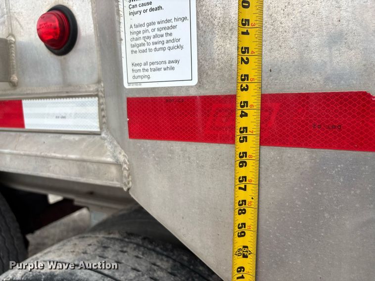 image for item DW7181 2015 East Genesis end dump trailer