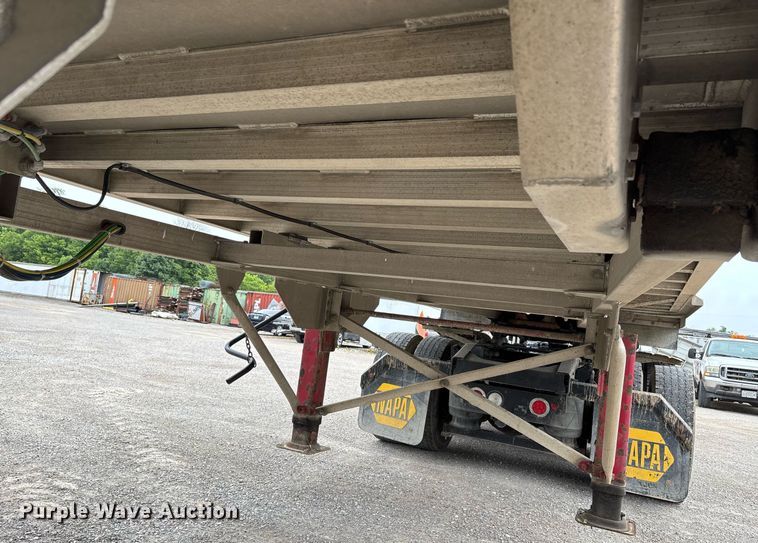 image for item DW7181 2015 East Genesis end dump trailer