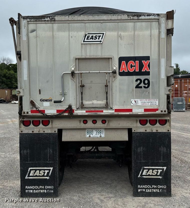 image for item DW7182 2015 East Genesis end dump trailer