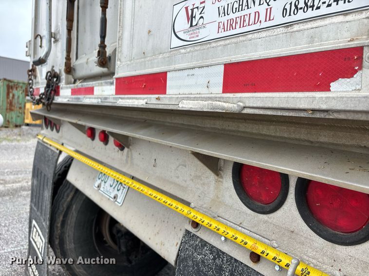 image for item DW7182 2015 East Genesis end dump trailer