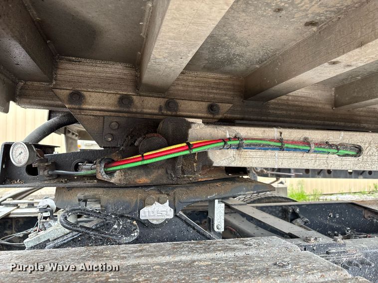 image for item DW7182 2015 East Genesis end dump trailer