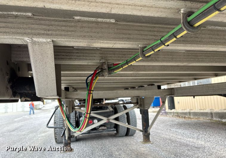 image for item DW7182 2015 East Genesis end dump trailer