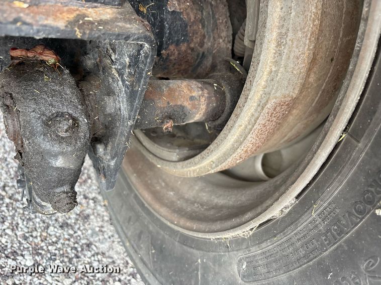 image for item DW7182 2015 East Genesis end dump trailer