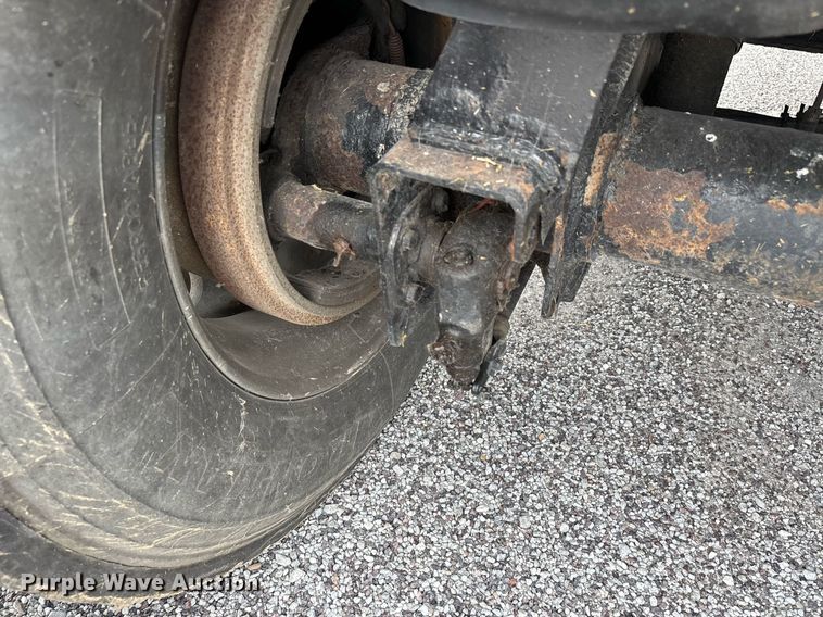 image for item DW7182 2015 East Genesis end dump trailer