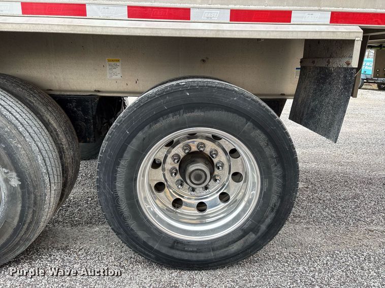 image for item DW7182 2015 East Genesis end dump trailer