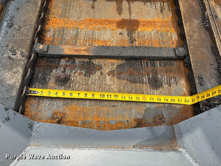 image for item DW7184 2007 Mauldin 1750-C paver