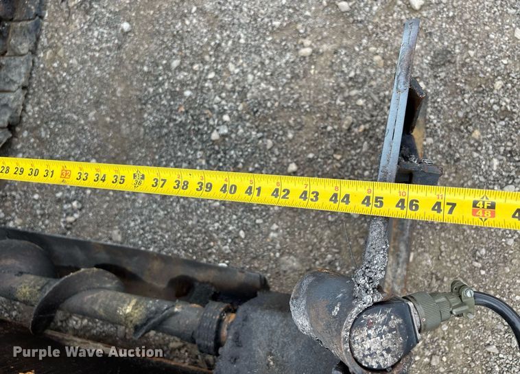 image for item DW7184 2007 Mauldin 1750-C paver