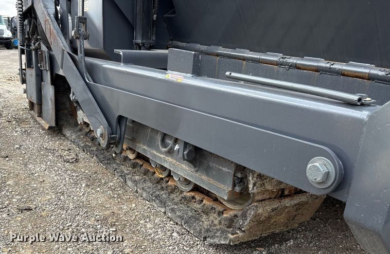 image for item DW7184 2007 Mauldin 1750-C paver