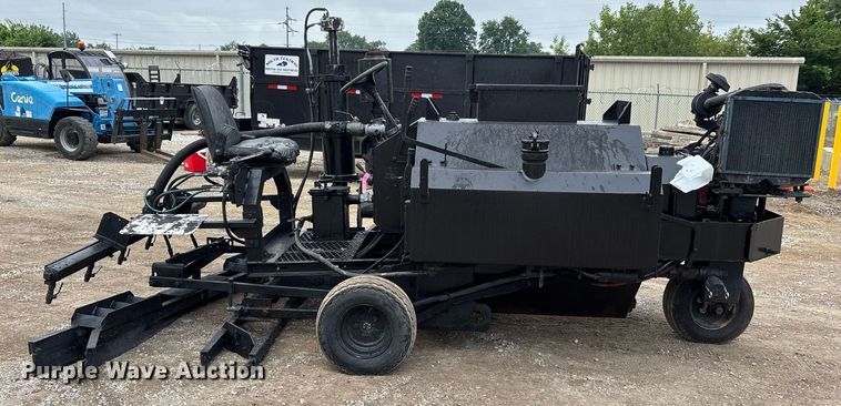 image for item DW7185 Sealcoat squeegee machine