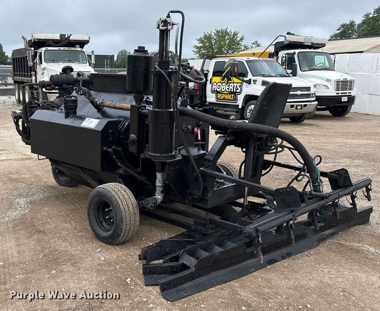 image for item DW7185 Sealcoat squeegee machine